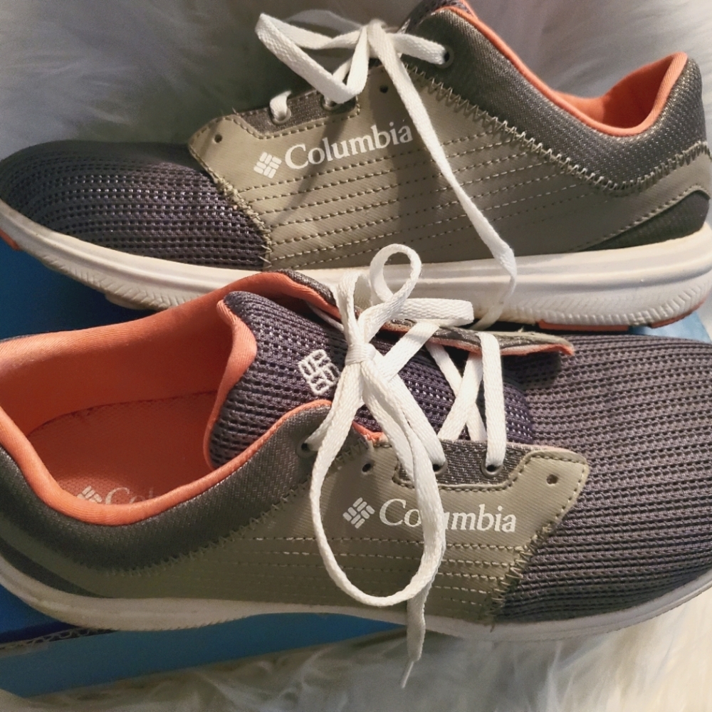 Columbia Bloomington Tennis Shoes